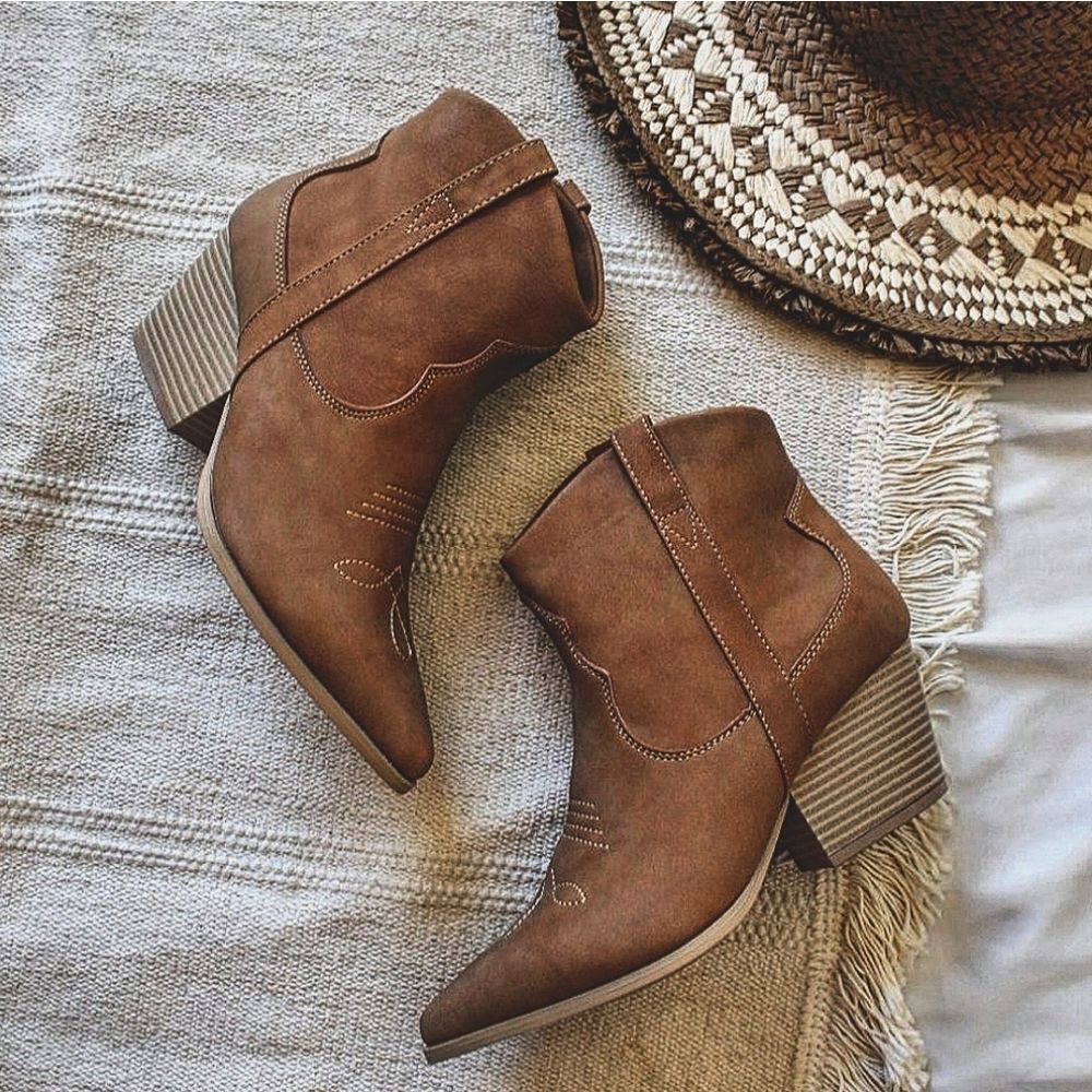 🚨FEW PAIRS LEFT// Camel Western style boot soft vegan leather